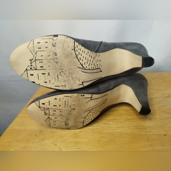 Bella Vita gray women's small heel size 7.5 boots - Picture 12 of 12